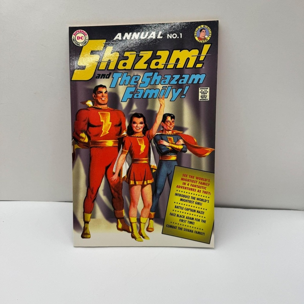 DC Comics Shazam and the Shazam Family‎ Annual No. 1 Trade Paperback 2002